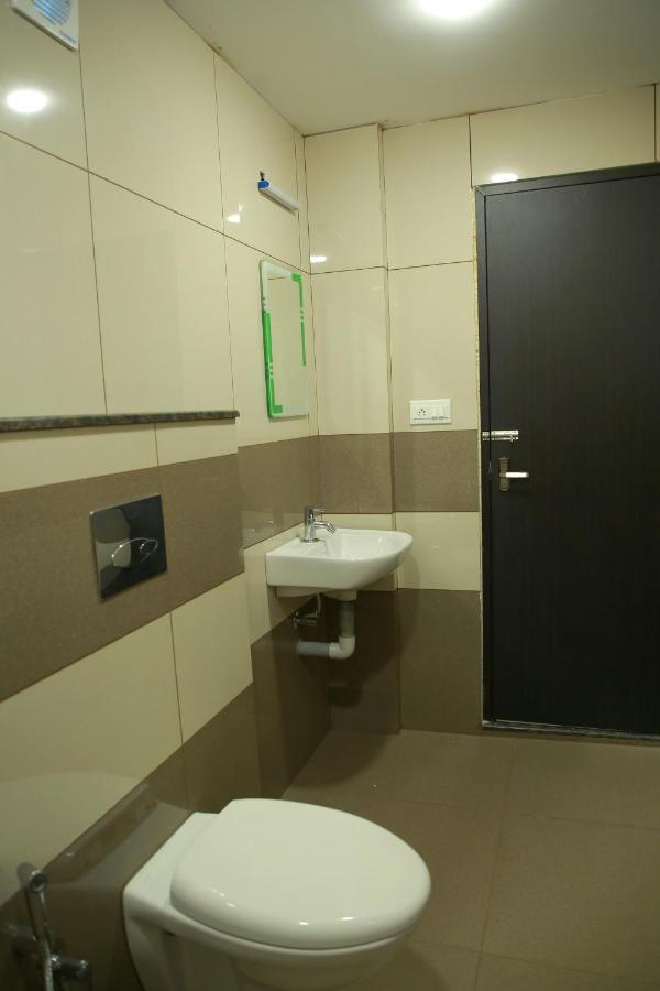 Kalathil Tourist Home Kunnamkulam Экстерьер фото
