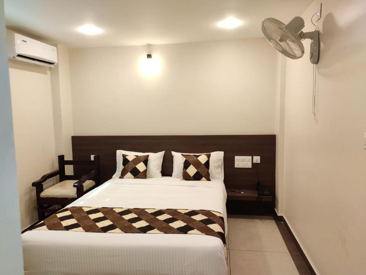 Kalathil Tourist Home Kunnamkulam Экстерьер фото